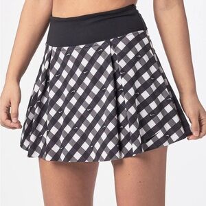 Nike Women's Tennis Skirt Checkered Skort in Black and White